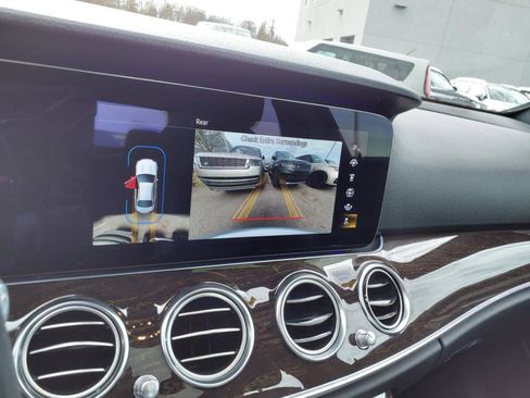 Certified 2021 Mercedes-Benz E 350 4MATIC Sedan image 21