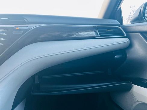 Used 2019 Toyota Camry LE image 75