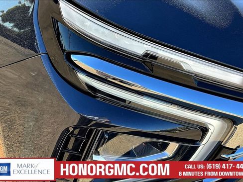 Used 2025 Chevrolet Tahoe Premier image 30