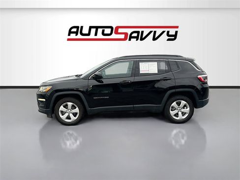 Used 2021 Jeep Compass Latitude image 4