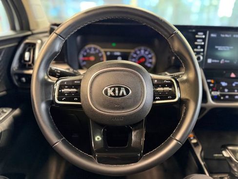 Used 2021 Kia Sorento S w/ Panoramic Sunroof Package FWD image 25