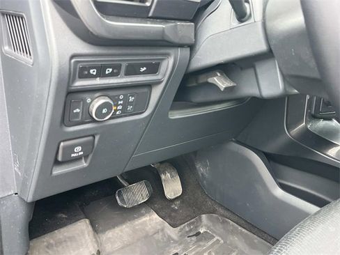 Used 2023 Ford F150 XLT w/ Equipment Group 302A High image 30