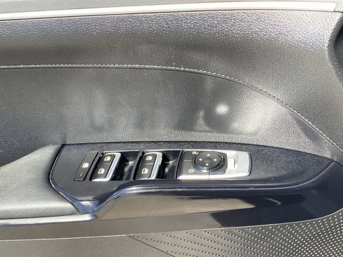 Used 2023 Kia K5 LXS image 18