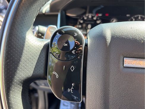 Used 2018 Land Rover Range Rover Sport Supercharged AWD/4WD image 27