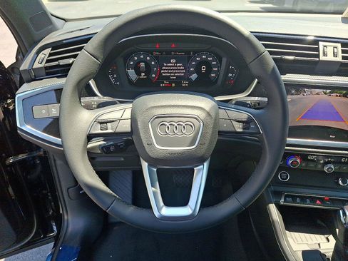 Used 2025 Audi Q3 2.0T Premium w/ Convenience Package image 18