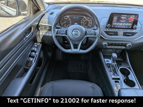 Used 2022 Nissan Altima 2.5 SV w/ SV Premium Package image 18