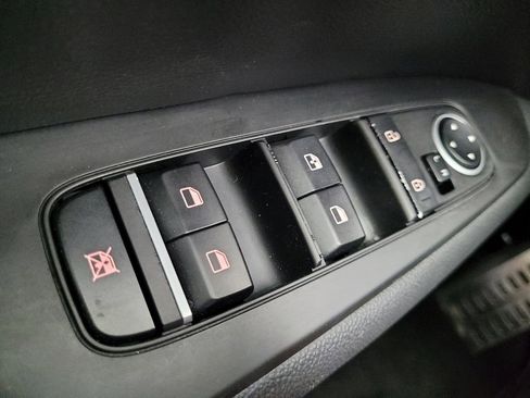 Used 2023 Kia Forte GT-Line image 27