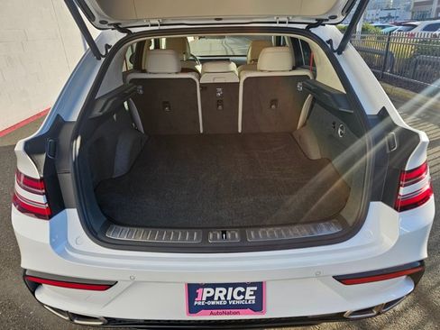 Used 2025 Genesis GV80 3.5T e-SC image 13