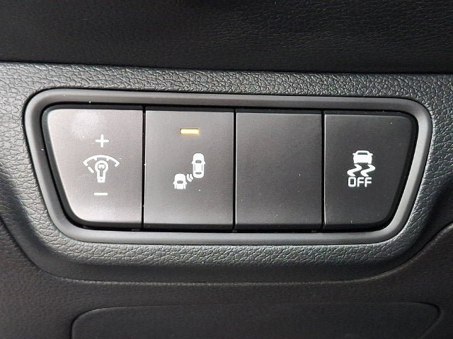 Certified 2023 Kia Forte LXS w/ LXS Technology Package FWD image 22