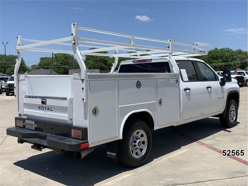 Used 2022 Chevrolet Silverado 3500 W/T w/ WT Convenience Package AWD/4WD image 2