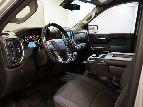 Used 2020 Chevrolet Silverado 1500 LT Trail Boss w/ Bed Protection Package image 6