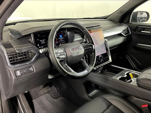 Used 2024 GMC Acadia Elevation image 18