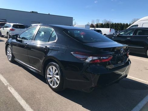 Used 2023 Toyota Camry SE image 35