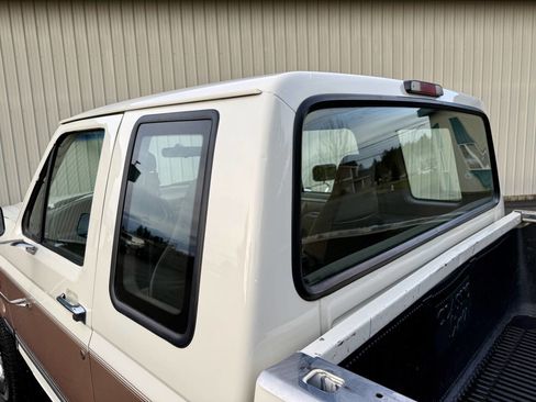 Used 1995 Ford F250 XLT image 33