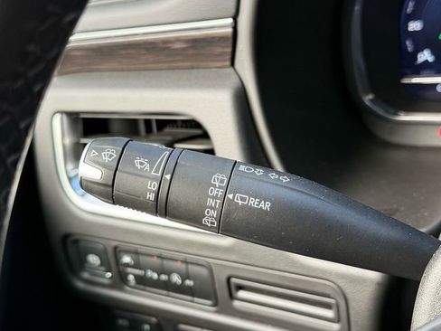 Used 2024 Chevrolet Tahoe LT image 21