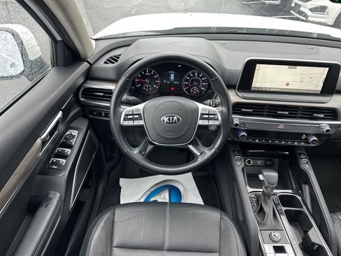 Used 2021 Kia Telluride EX w/ EX Premium Package image 18