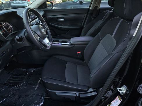 Used 2021 Nissan Sentra SV image 16