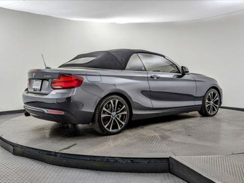 Used 2021 BMW 230i Convertible w/ Premium Package image 30