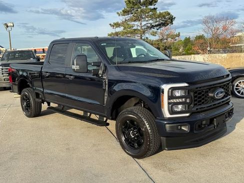 Used 2024 Ford F250 XL w/ STX Appearance Package image 5