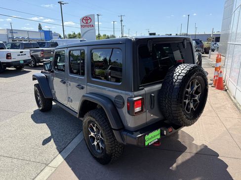 Used 2018 Jeep Wrangler Unlimited Rubicon AWD/4WD image 4