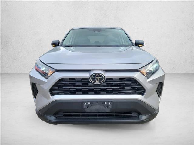 Used 2022 Toyota RAV4 LE FWD image 2
