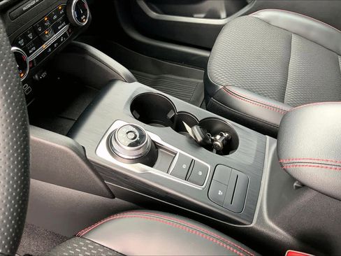 Certified 2025 Ford Escape ST-Line w/ Equipment Group 301A image 17