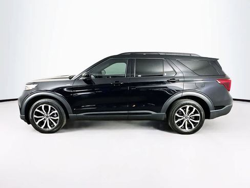 Certified 2022 Ford Explorer ST-Line w/ Class IV Trailer Tow Package image 3