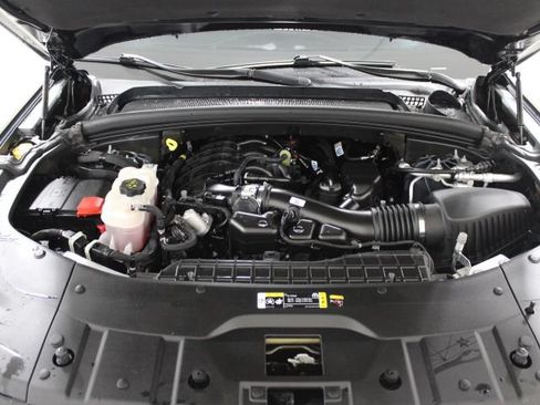 Used 2024 Jeep Grand Cherokee L Limited w/ Luxury Tech Group II AWD/4WD image 48