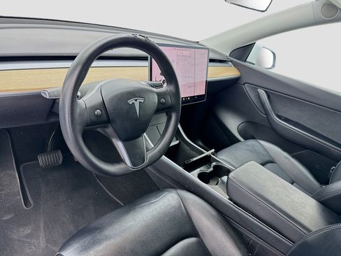 Used 2020 Tesla Model Y Long Range AWD/4WD image 7