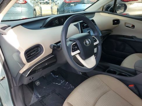Used 2017 Toyota Prius Two image 13