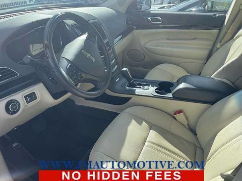 Used 2018 Lincoln MKT AWD w/ Technology Package image 2