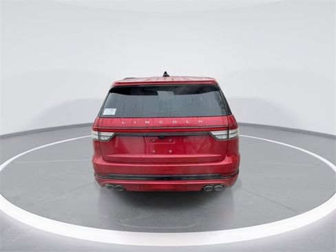 New 2026 Lincoln Aviator Reserve image 7