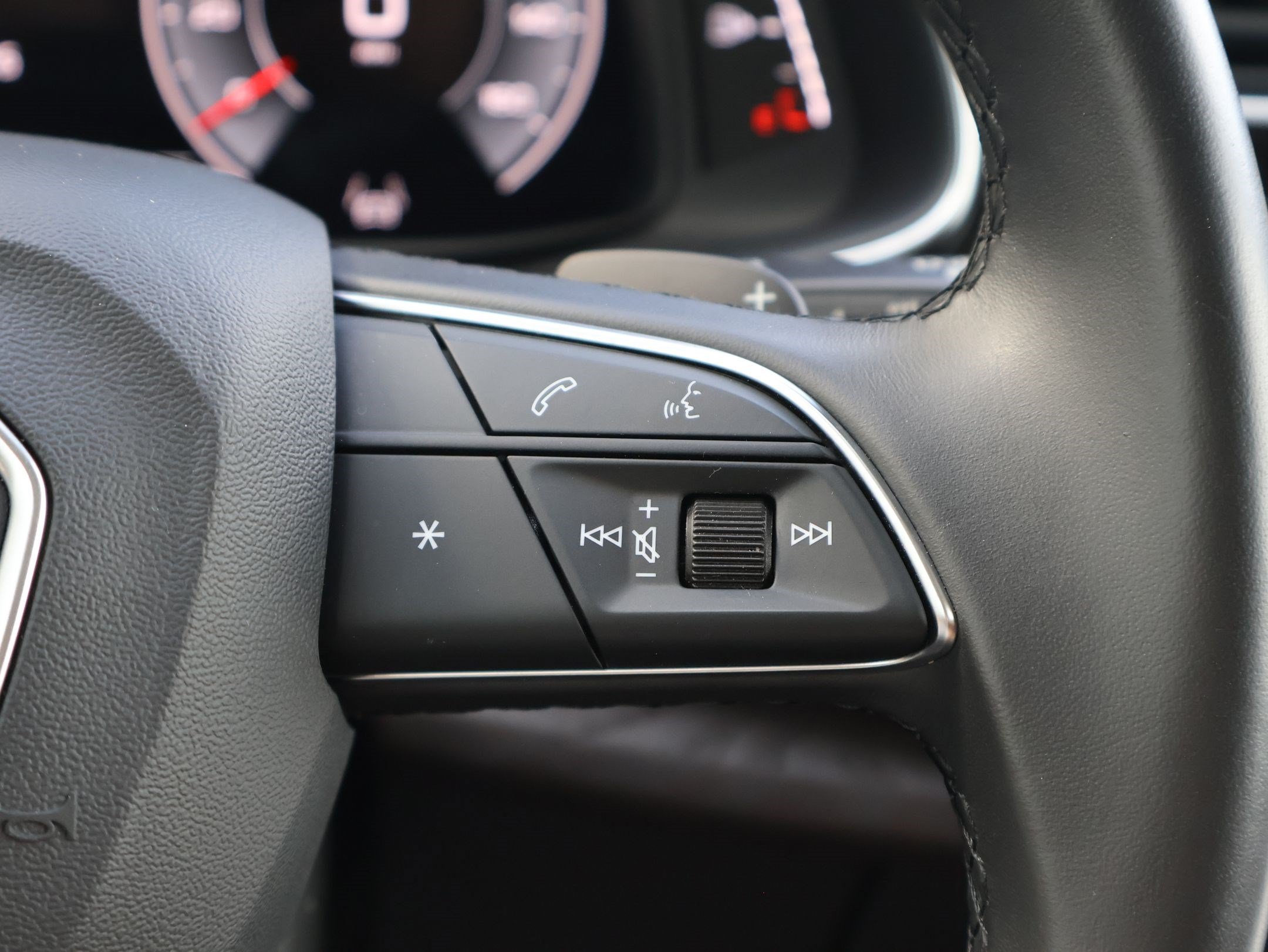 Used 2022 Audi Q8 Premium Plus AWD/4WD image 19