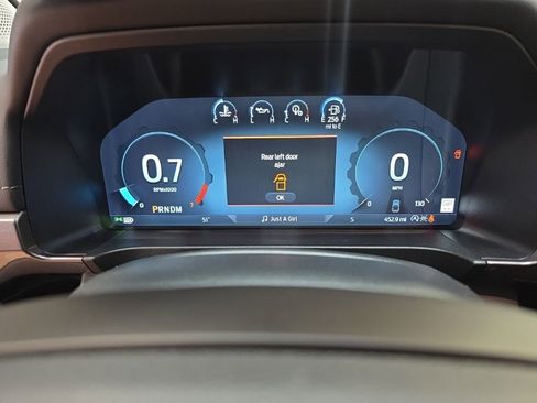 Used 2025 Ford Ranger Lariat w/ Trailer Tow Package image 21