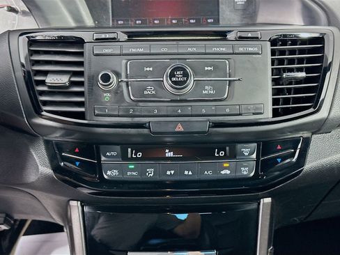 Used 2017 Honda Accord Sport Special Edition image 15