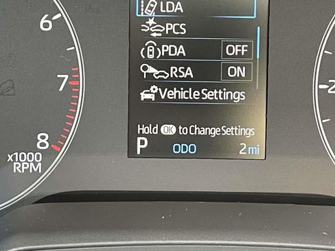 Used 2025 Toyota Corolla LE image 24