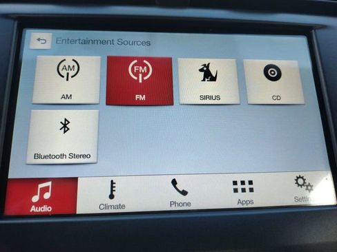 Used 2018 Ford Fusion SE image 64