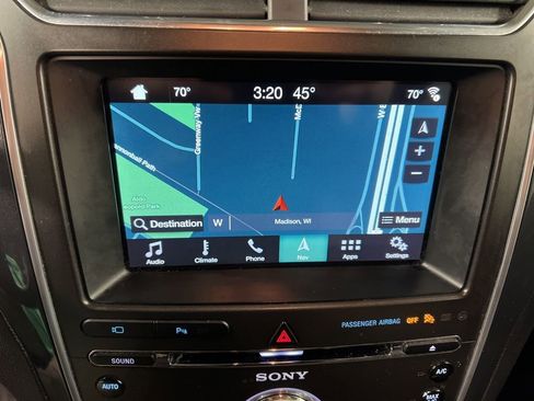 Used 2017 Ford Explorer Limited FWD image 9