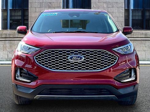 Certified 2024 Ford Edge SEL w/ Convenience Package image 3