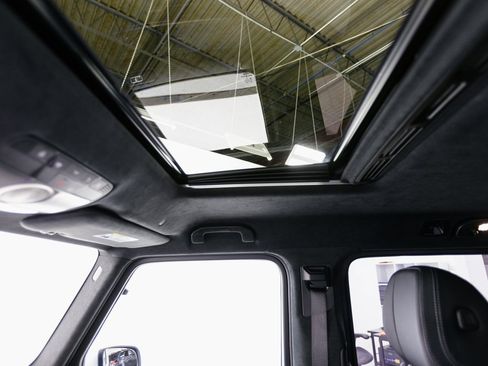 Used 2025 Mercedes-Benz G 550 w/ Manufactur Interior Package image 24