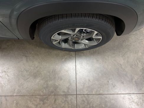 New 2026 Chevrolet Trax LT image 18