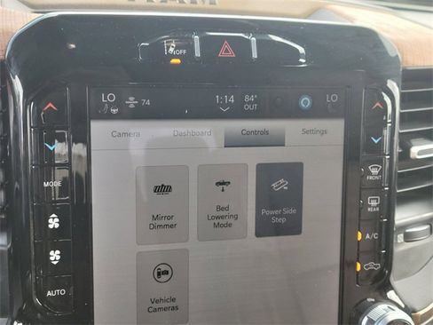 Used 2023 RAM 3500 Limited image 29