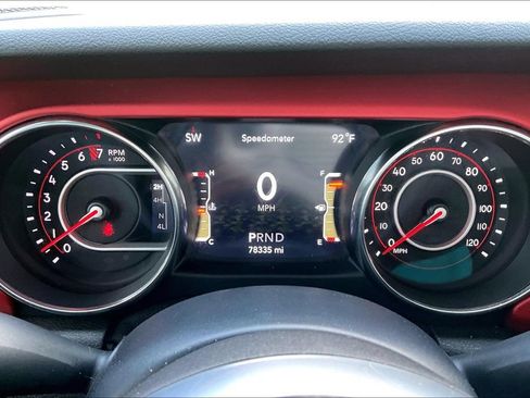 Used 2019 Jeep Wrangler Unlimited Rubicon w/ LED Lighting Group AWD/4WD image 15
