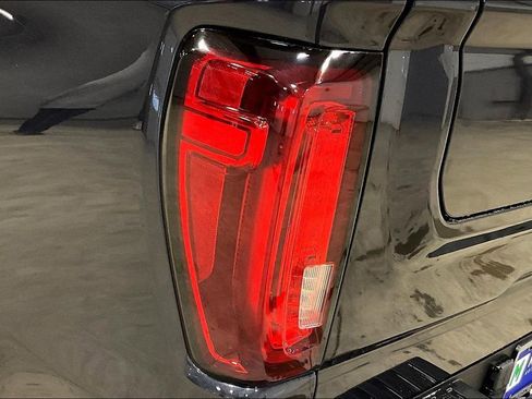 Used 2022 GMC Sierra 1500 Denali Ultimate image 24