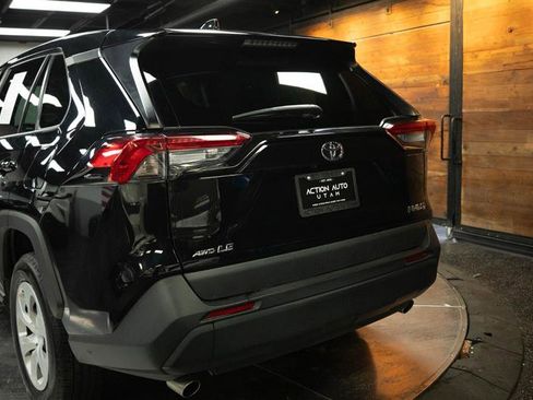 Used 2024 Toyota RAV4 LE image 6