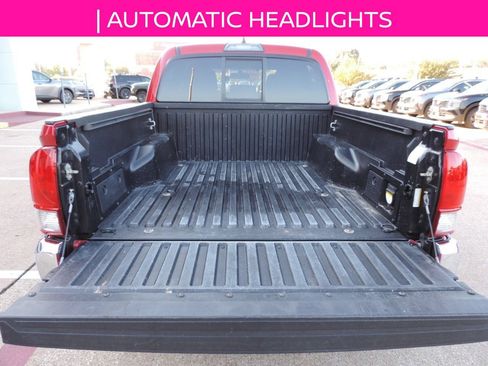 Used 2016 Toyota Tacoma TRD Off-Road w/ Towing Package RWD image 12