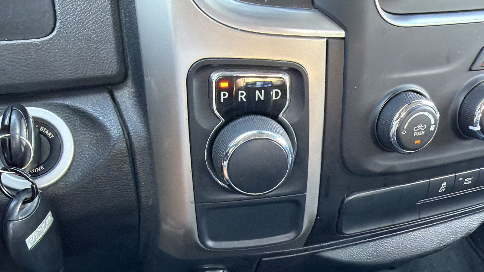 Used 2019 RAM 1500 Classic SLT RWD image 30