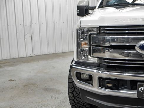 Used 2019 Ford F250 Lariat w/ Lariat Value Package image 48