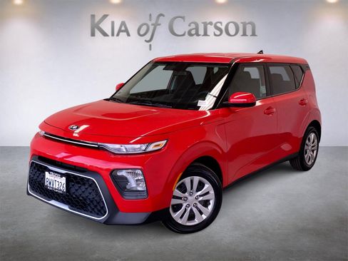 Certified 2021 Kia Soul LX image 1