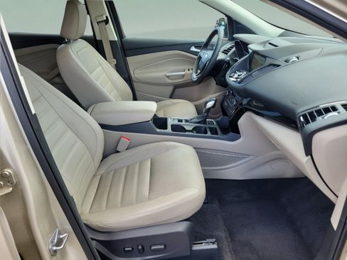 Used 2018 Ford Escape Titanium FWD image 17